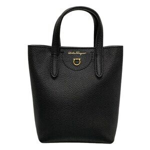 Auth Salvatore Ferragamo Gancini GU-220024 Black Leather Tote Bag